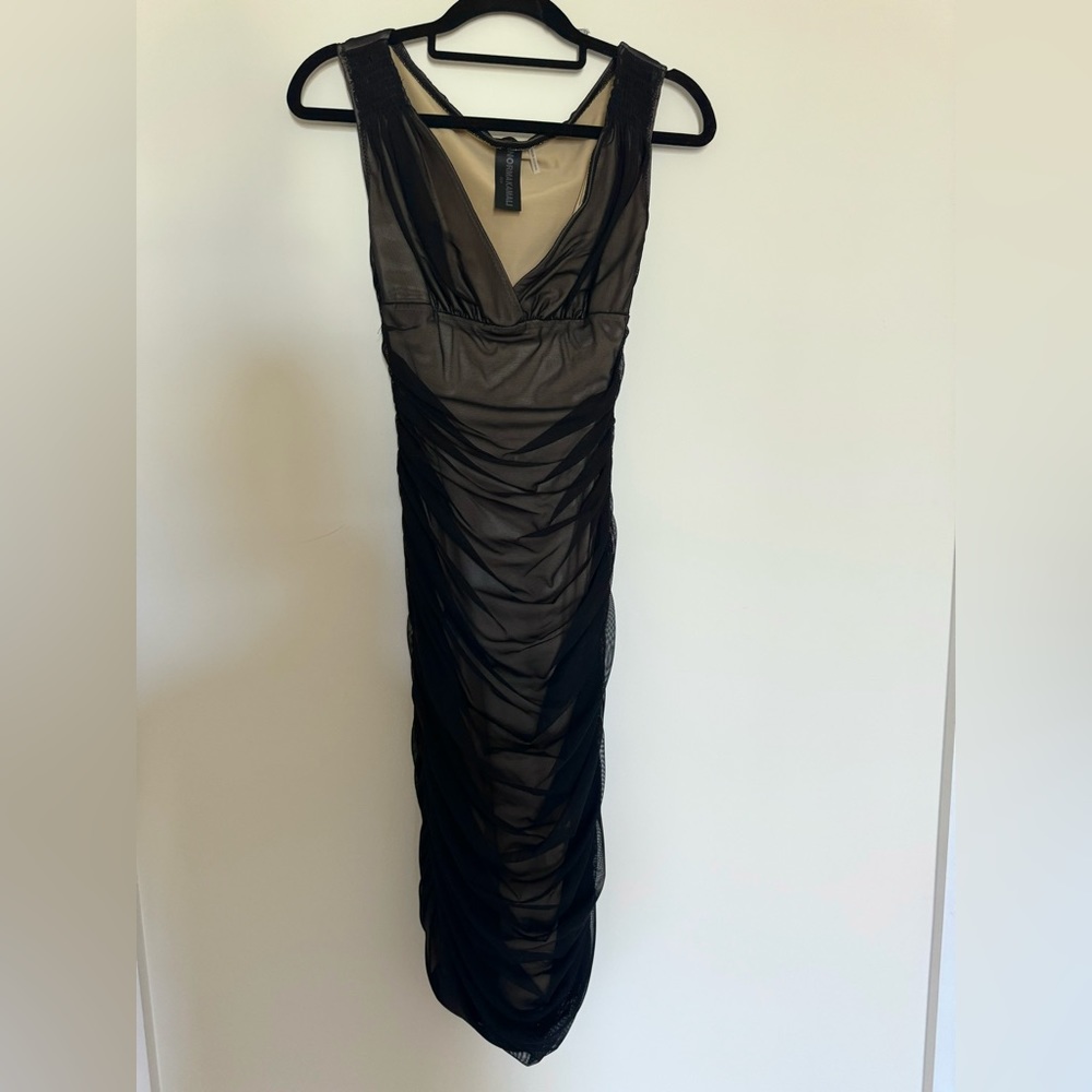 Norma makali Tara Ruched Sheath Dress sizeXS